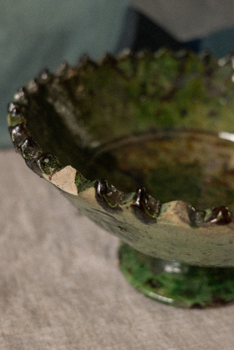 Vintage ceramic fruit bowl
