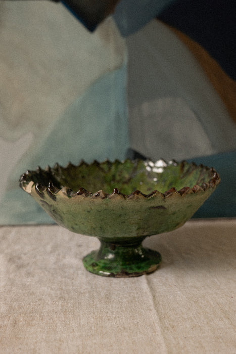 Vintage ceramic fruit bowl